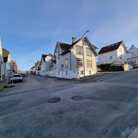 Modern And 2 Bedroom W/king Beds + Free Parking Stavanger