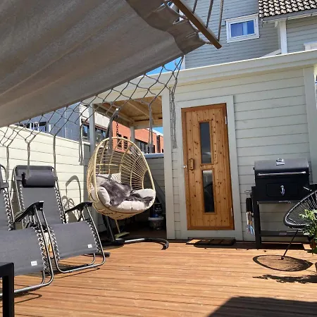 Modern And 2 Bedroom W/king Beds + Free Parking * Stavanger
