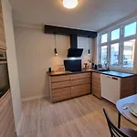 Apartamento Modern And 2 Bedroom W/king Beds + Free Parking Stavanger